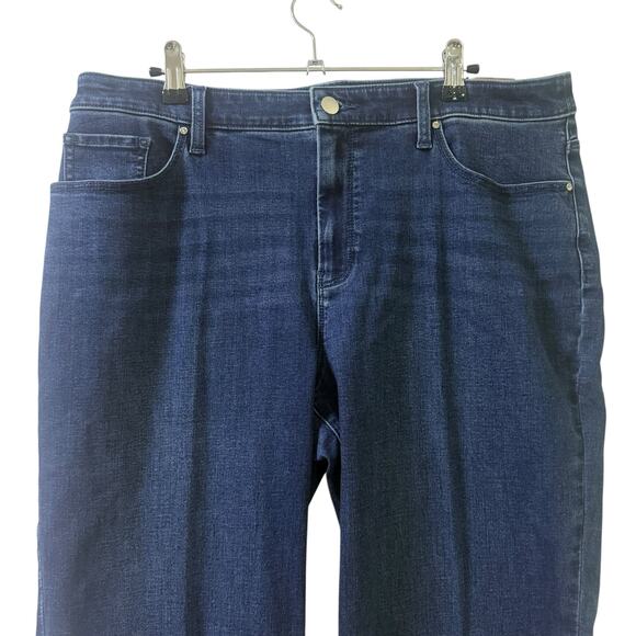 Chicos Jeans Womens 2.5 US 14 Inspired Scroll Girlfriend Brooklyn Dark Wash NWT - Picture 2 of 8